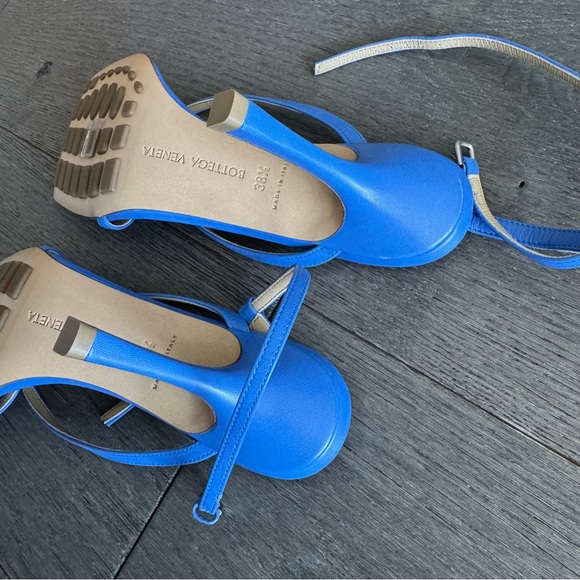 Bottega Veneta Blue Strappy Square-Toe Heeled Sandals - Picture 6 of 6